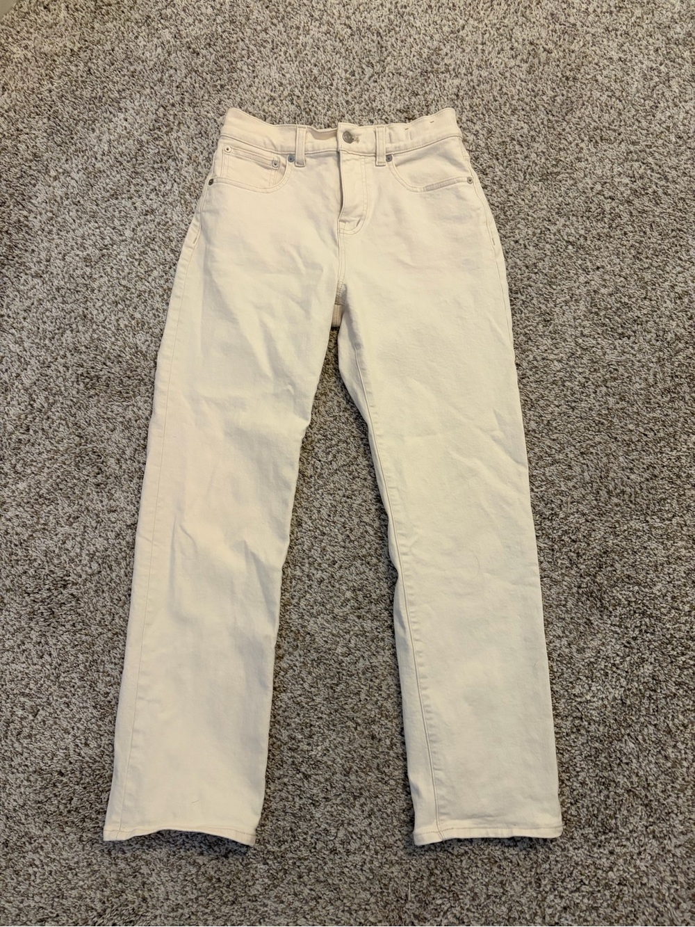 Madewell Cream 90’s Straight-Leg Jeans
